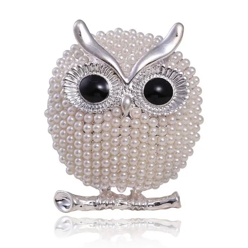 WHITE AND SILVER OWL BROOCH‎